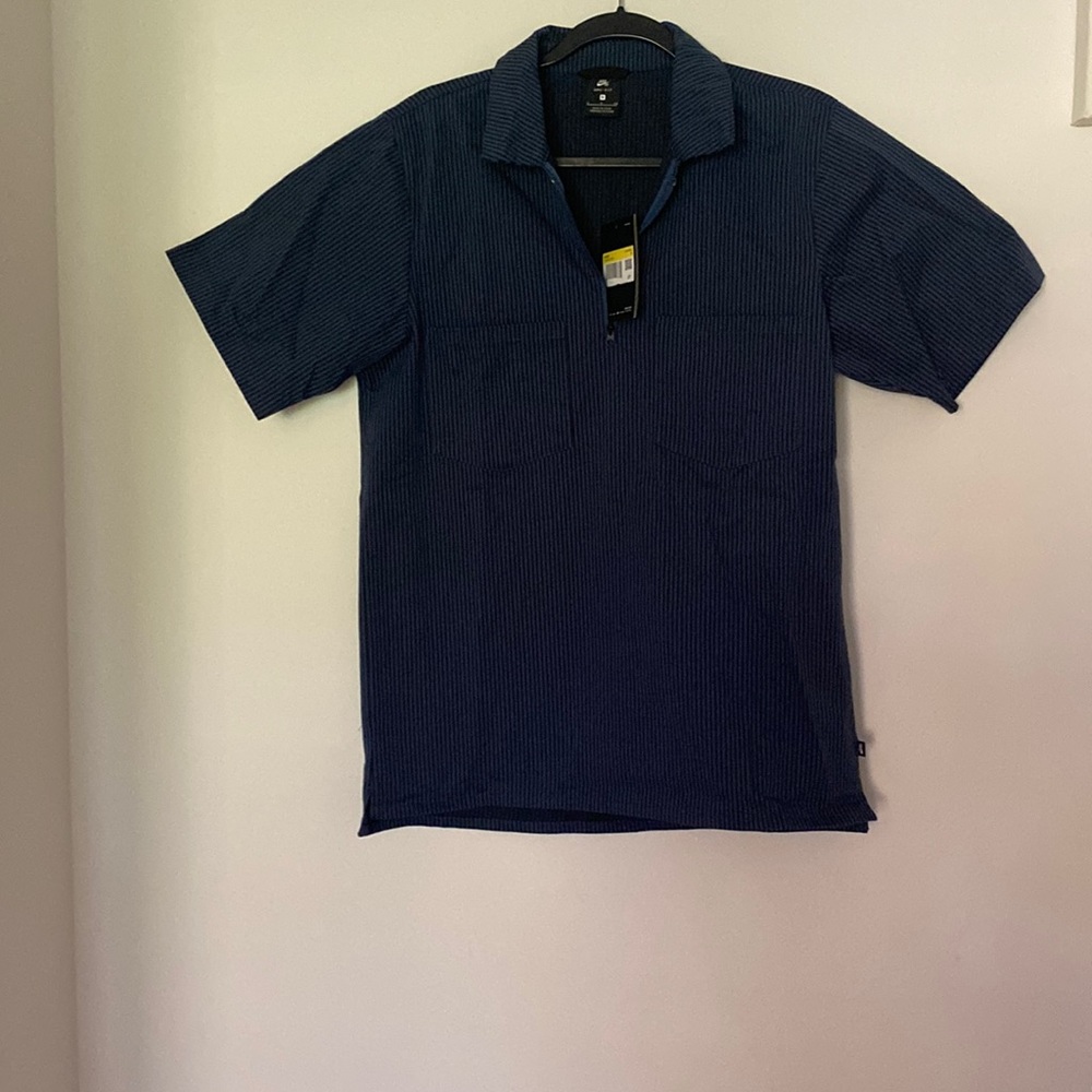 Mens Nike Dri-Fit short sleeve shirt with zipper S NWT